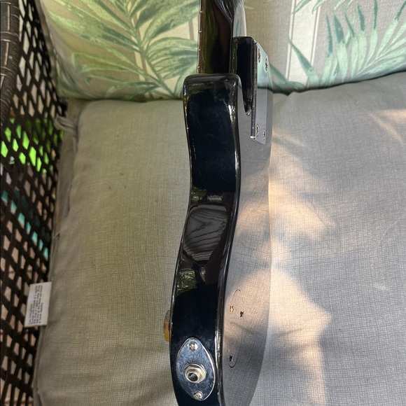 Les Paul Peewee Epiphone Electric Guitar in Black and Yellow - Picture 9 of 12